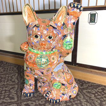 Kanazawa Kutani Yaki Maneki-Neko